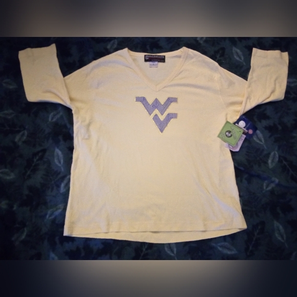 Collegiate Fashionista University of West Virginia - Picture 6 of 14